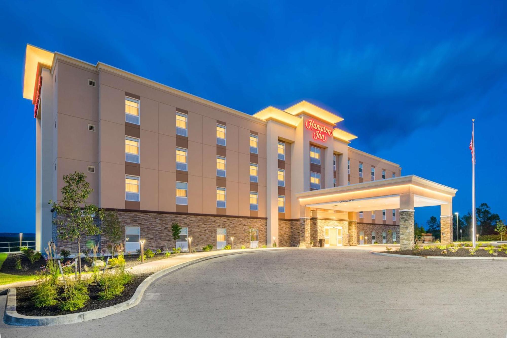 Hampton Inn By Hilton Oxford, Me Exterior foto